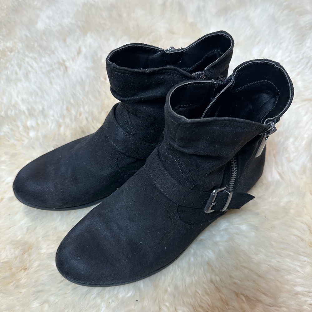 Kidpik Black Ankle Booties with Silver Buckle and Zippers  on Both Sides